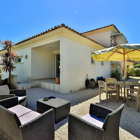 Jolie Avec Piscine Et Vue - Oasis