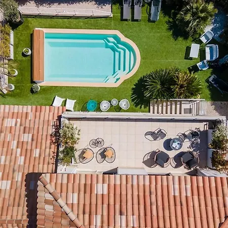 Jolie Avec Piscine Et Vue - Oasis Villa